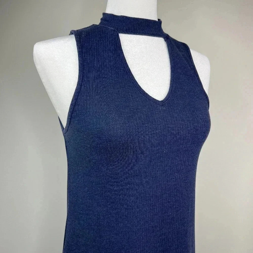 True Craft Navy Blue Casual Keyhole Dress - Ruffle & Sleeveless Small - Cut-Out - Picture 2 of 7
